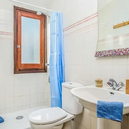 Cala'n Blanes Sleeps 10 Pool Air Con Wifi Villa