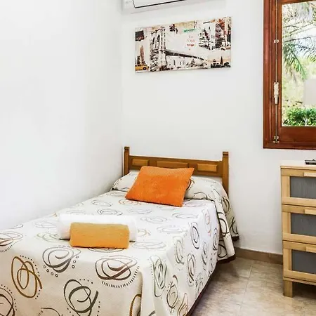 Villa Cala'n Blanes Sleeps 10 Pool Air Con Wifi *
